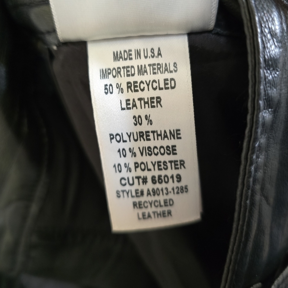 AGOLDE Recycled Leather Angled Hem Short 28 - Picture 9 of 10
